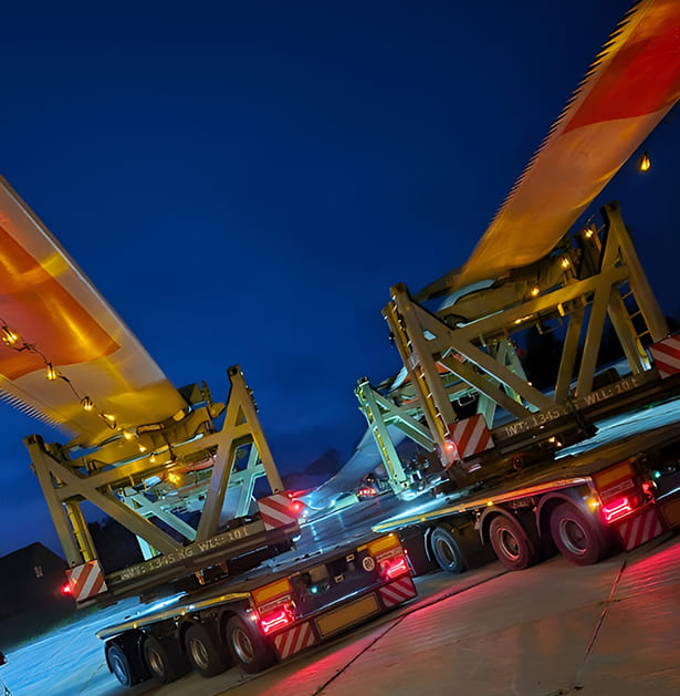 Schwertransport von Windrädern mit Planung von FEEMAX Schwertransport von Windrädern mit Planung von FEEMAX
